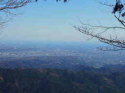 大岳山荘から東京方面