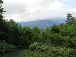 徳本峠から明神岳