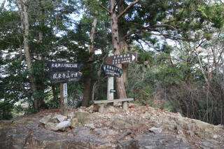 鳳来寺山頂上