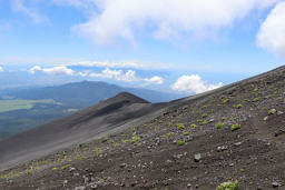 宝永山へ下る