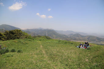 山頂は広場