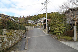 滋賀里駅から住宅地へ