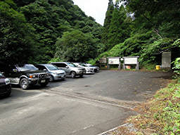 水無登山口駐車場