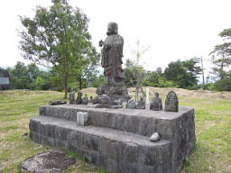 弘法大師空海の幼少の石像