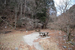 権現山登山口（閉鎖中）