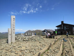 塔ノ岳山頂