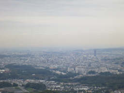 新宿高層ビル群がかすかに見える