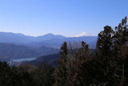 富士と相模湖