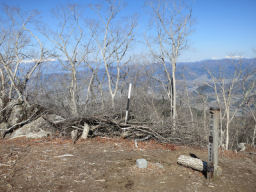 源次郎岳山頂