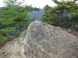 鶏冠山ピーク(2115m)