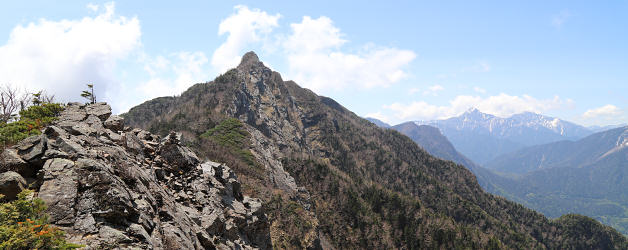 鋸岳と北岳