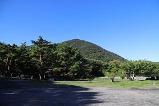 駐車場を出発