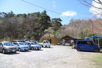 段戸湖の駐車場