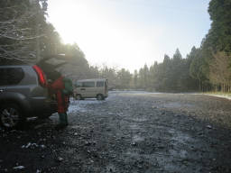 椿神社の登山者用駐車場