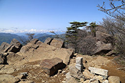 傾山頂に到着