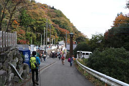 大山ケーブルバス停に到着